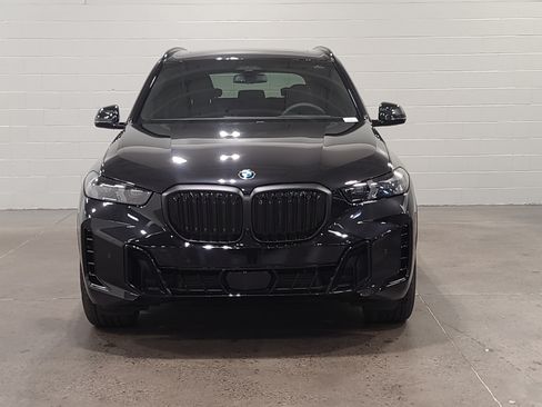 Used 2026 BMW X5 sDrive40i w/ M Sport Package RWD image 2