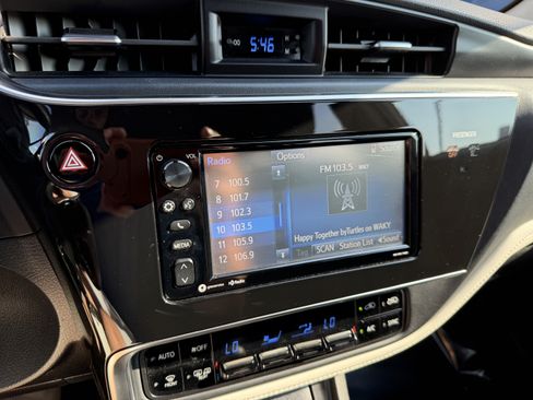 Used 2018 Toyota Corolla iM FWD image 17