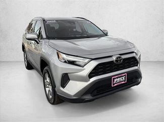 Used 2024 Toyota RAV4 XLE video 3