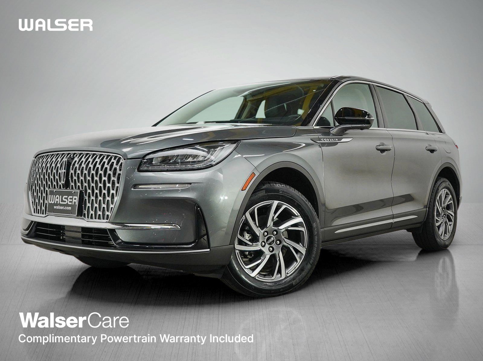 Used 2025 Lincoln Corsair AWD w/ Equipment Group 101A image 1