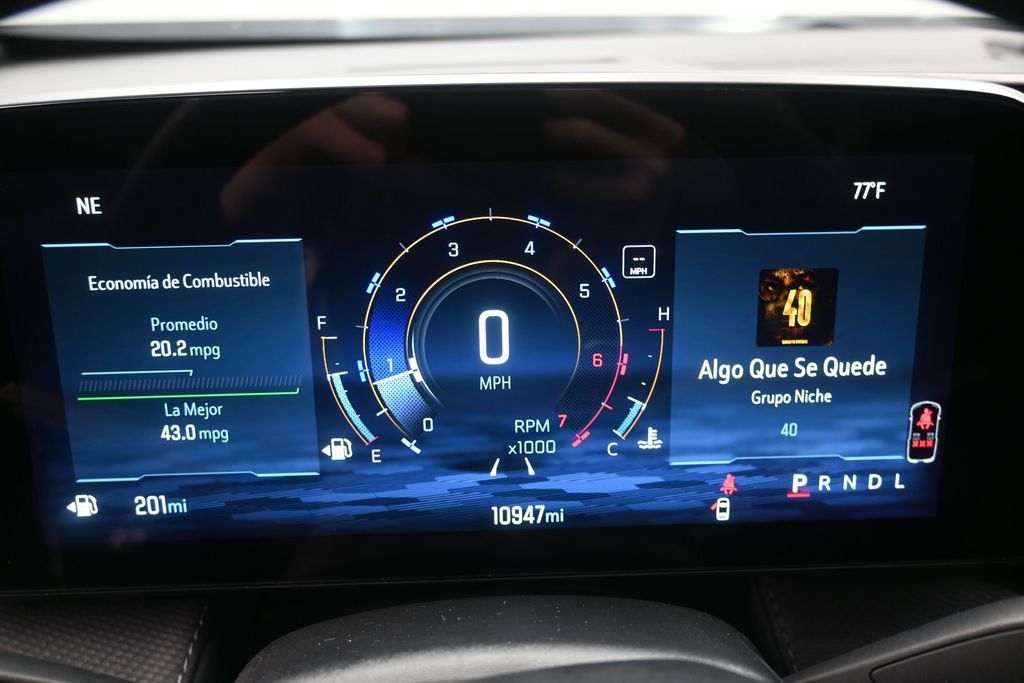 Used 2026 Chevrolet Equinox LT FWD image 13