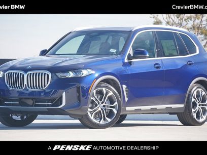 New 2026 BMW X5 xDrive50e w/ Premium Package