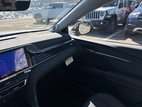 New 2026 Toyota Camry XLE image 26