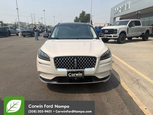 Used 2020 Lincoln Corsair Reserve w/ Equipment Group 201A FWD image 2