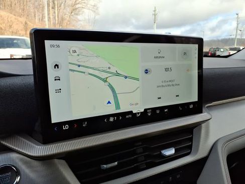 New 2026 Ford Explorer Active w/ Active Comfort Package image 20