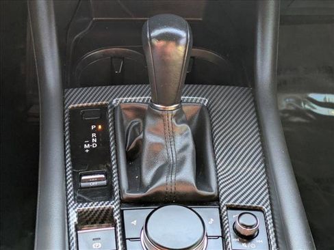 Used 2020 MAZDA MAZDA3 Hatchback w/ Preferred Package image 13