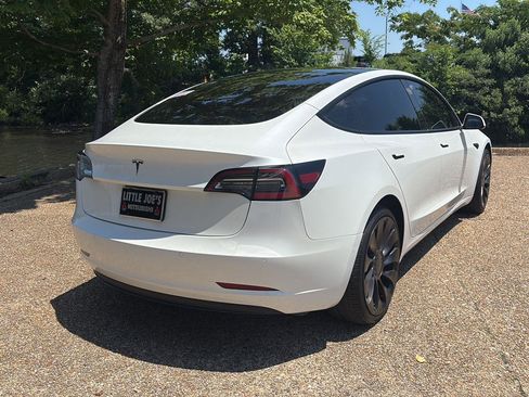 Used 2021 Tesla Model 3 Standard Range Plus RWD image 4