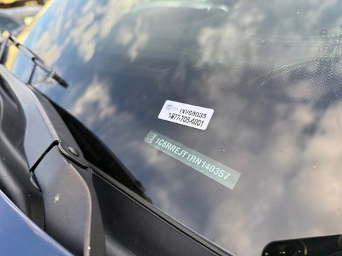 Used 2024 RAM 1500 Laramie image 23