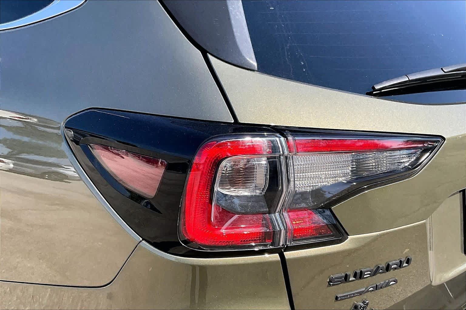 Used 2024 Subaru Outback Touring XT AWD/4WD image 27