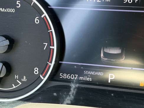 Used 2023 Nissan Rogue SV FWD image 28