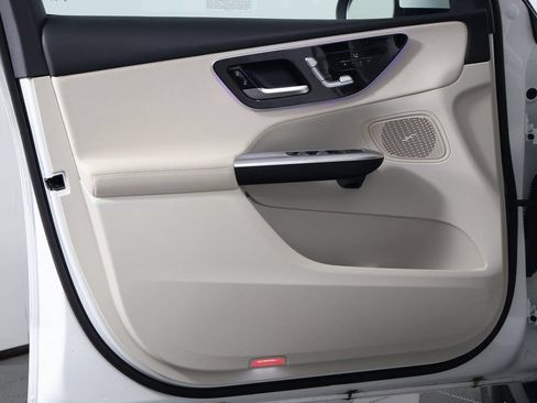 Certified 2026 Mercedes-Benz GLC 300 image 12