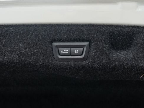 Used 2025 BMW 540i xDrive AWD/4WD image 29