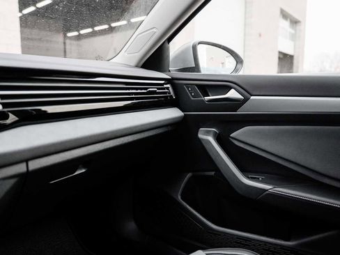 New 2026 Volkswagen Jetta SE image 34