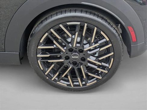 New 2026 MINI Cooper 2-Door Hardtop FWD image 10