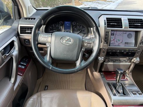 Used 2012 Lexus GX 460 Base AWD 4dr SUV image 47