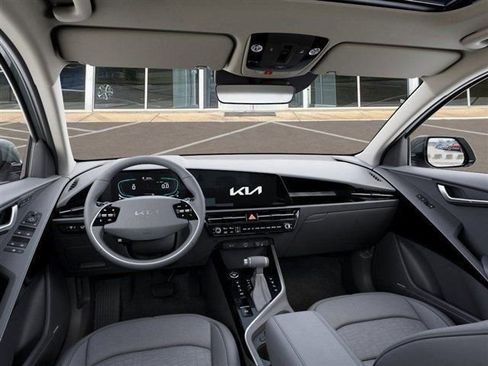 New 2026 Kia Niro SX FWD image 14
