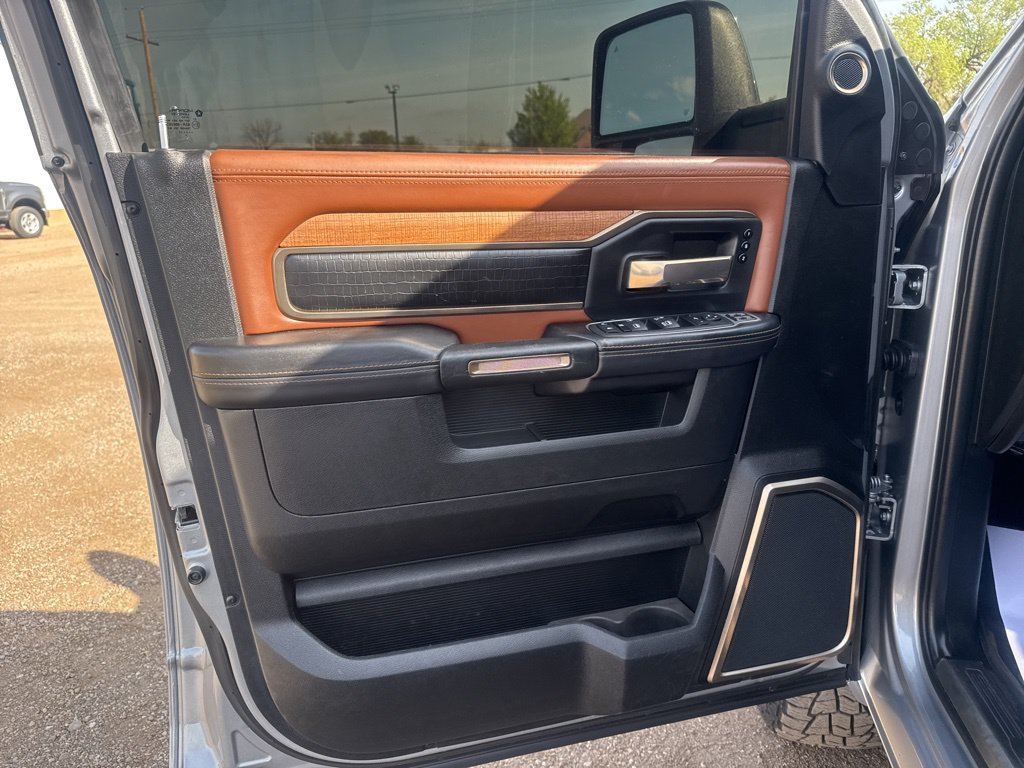 Used 2023 RAM 2500 Limited AWD/4WD image 12