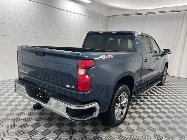 Used 2022 Chevrolet Silverado 1500 LT AWD/4WD image 5
