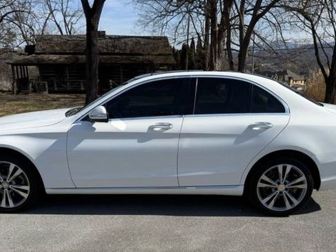 Used 2015 Mercedes-Benz C 300 4MATIC Sedan image 10