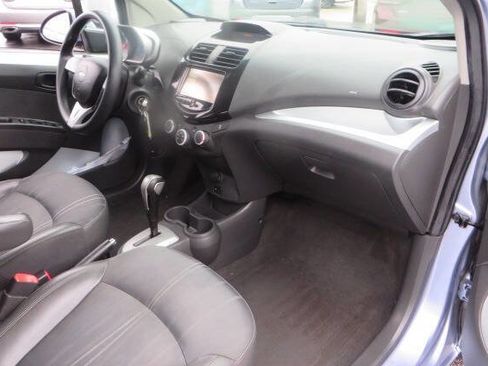 Used 2015 Chevrolet Spark LT image 18