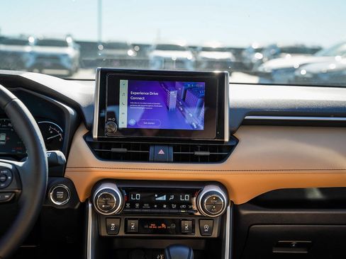 New 2025 Toyota RAV4 XLE image 15