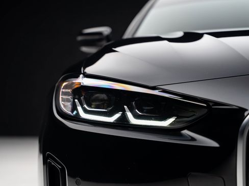 Used 2023 BMW i4 eDrive40 w/ Premium Package image 8