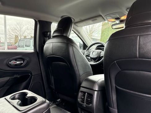 Used 2023 Jeep Cherokee Altitude Lux image 26