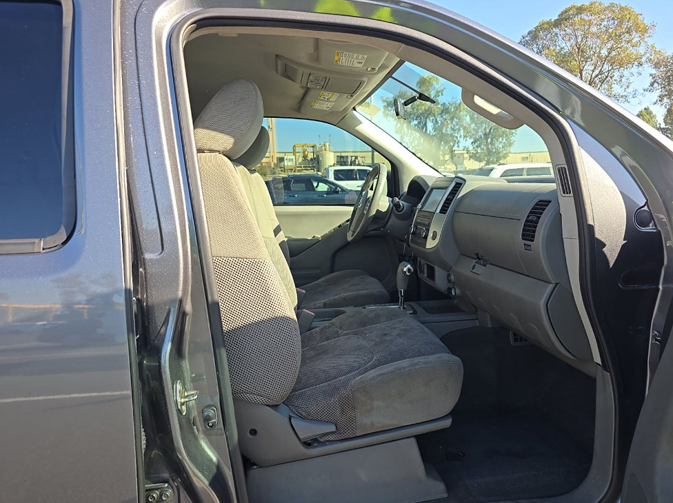 Used 2019 Nissan Frontier SV RWD image 12