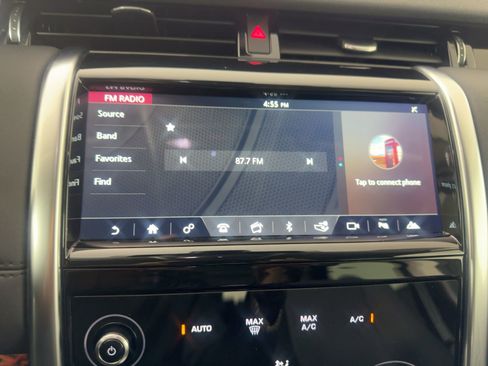 Used 2020 Land Rover Discovery Sport Standard image 22