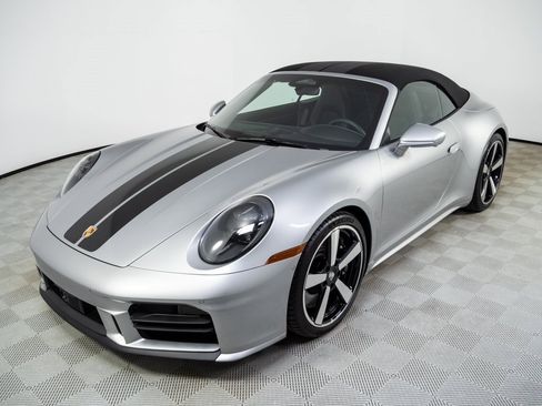New 2026 Porsche 911 Carrera 4S image 34