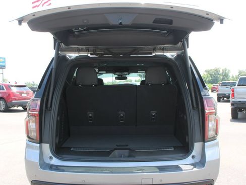 Used 2023 Chevrolet Tahoe RST w/ Luxury Package RWD image 17