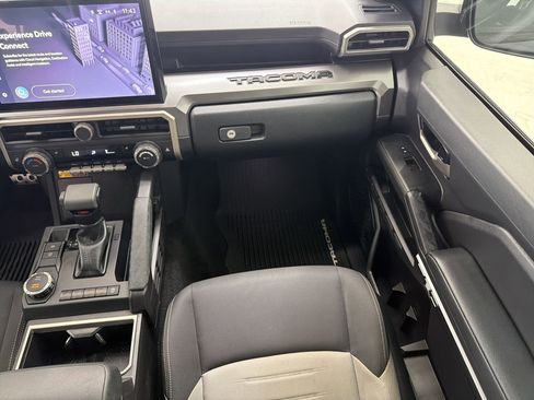 Used 2024 Toyota Tacoma TRD Sport w/ TRD Sport Upgrade Package image 26