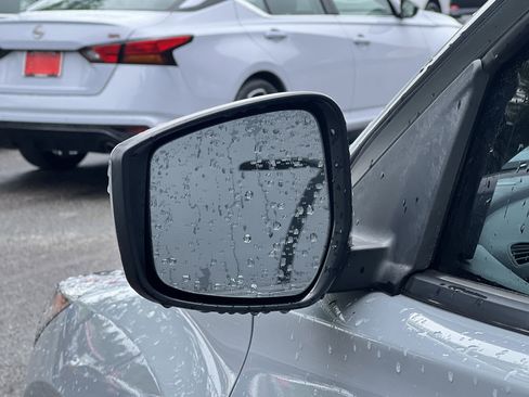 Certified 2023 Nissan Kicks SV FWD image 27