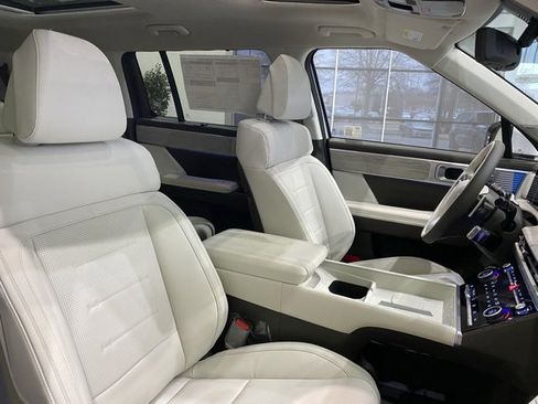 New 2025 Hyundai Santa Fe Calligraphy image 32