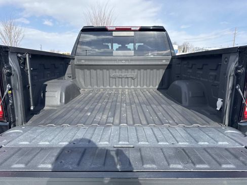 Used 2022 GMC Sierra 1500 AT4 w/ AT4 Preferred Package image 21