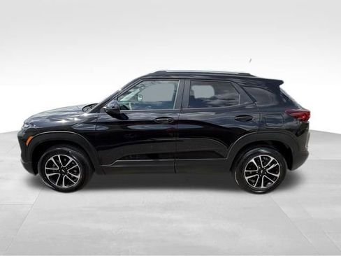 Used 2025 Chevrolet TrailBlazer LT AWD/4WD image 12