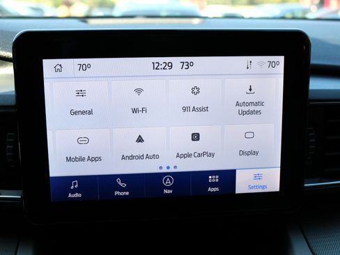 Used 2022 Ford Explorer XLT w/ Equipment Group 202A image 26