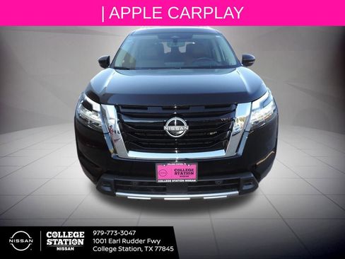 Certified 2024 Nissan Pathfinder Platinum image 10