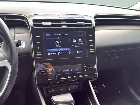 Used 2022 Hyundai Tucson SEL w/ Convenience + Premium Package FWD image 17