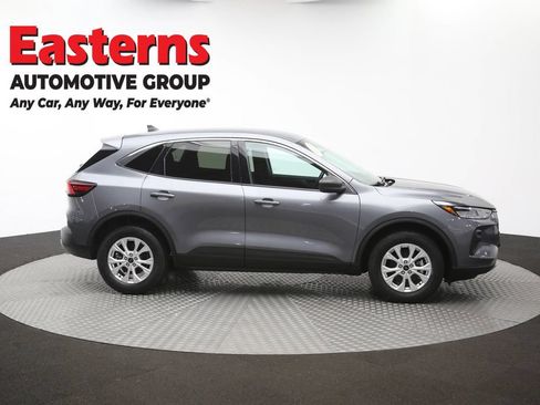 Used 2024 Ford Escape Active AWD/4WD image 46