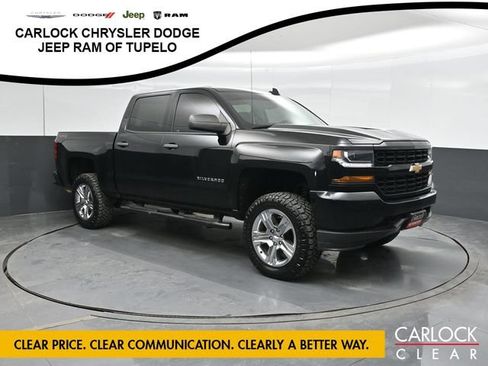 Used 2018 Chevrolet Silverado 1500 Custom w/ Custom Value Package AWD/4WD image 6