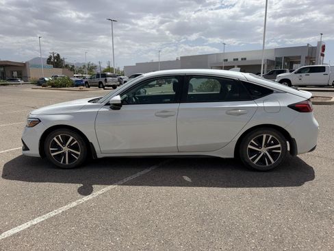 Used 2023 Honda Civic LX image 3