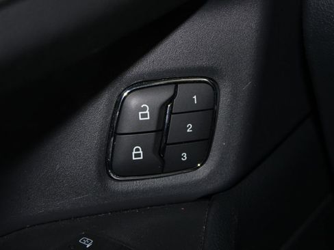 Used 2024 Ford Expedition Max XLT image 28