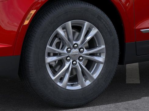 New 2026 Cadillac XT5 Luxury w/ LPO, Floor Liner Package AWD/4WD image 9