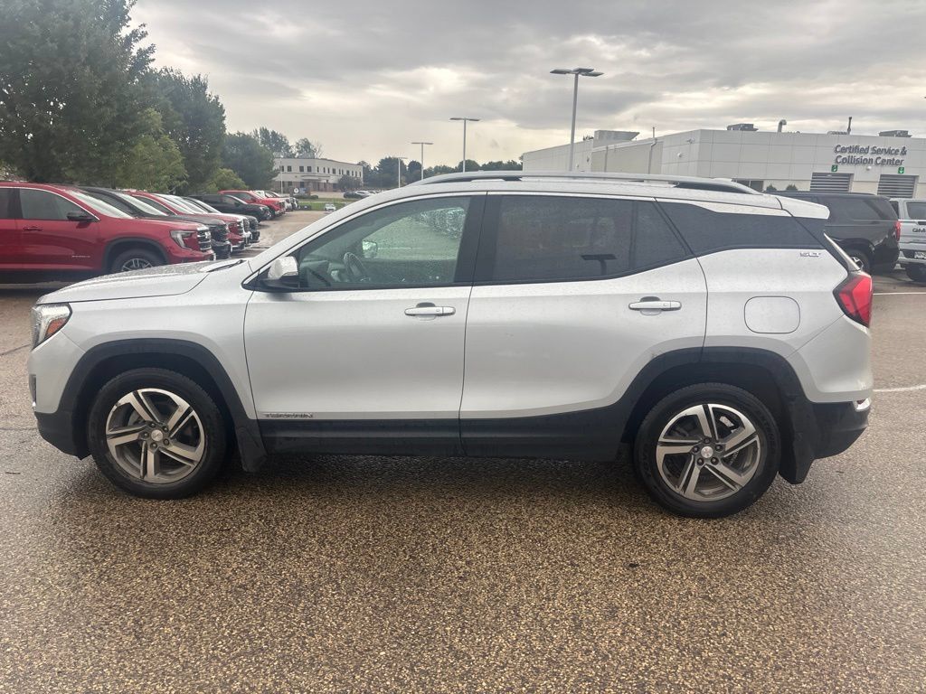 Used 2018 GMC Terrain SLT w/ Preferred Package AWD/4WD image 8