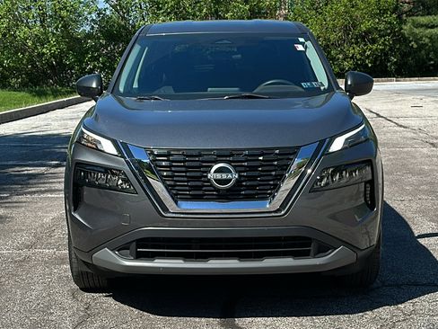Certified 2023 Nissan Rogue S image 3
