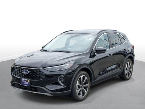 Used 2023 Ford Escape Platinum AWD/4WD image 4