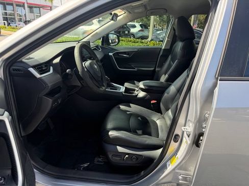 Certified 2021 Toyota RAV4 XLE FWD image 10