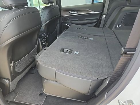 New 2026 Jeep Grand Cherokee Limited image 93