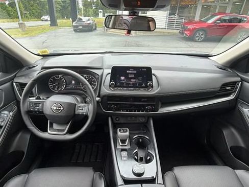 Used 2026 Nissan Rogue Dark Armor AWD/4WD image 31